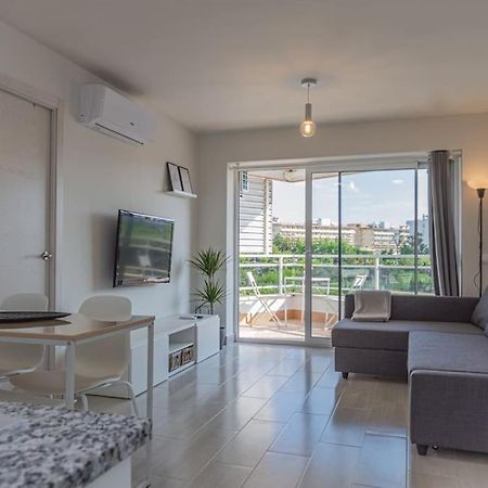 Apartamento En ซาลอว์ ภายนอก รูปภาพ